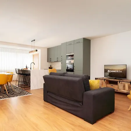 Sophisticated Modern Flat - Ace Location Porto