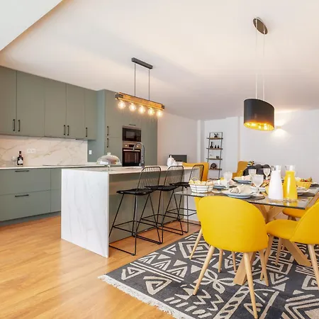 Sophisticated Modern Flat - Ace Location Apartment *