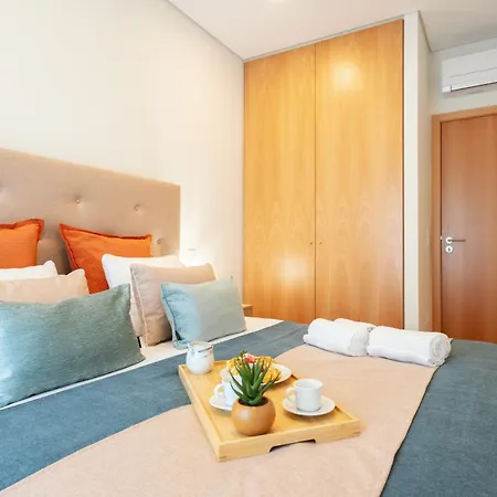 Sophisticated Modern Flat - Ace Location *